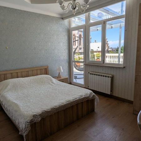 Sunrise Apartment 巴统 外观 照片