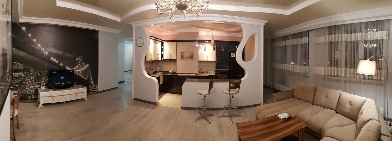 Sunrise Apartment 巴统 外观 照片